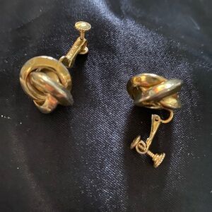 Elegant Gold Knot Earrings